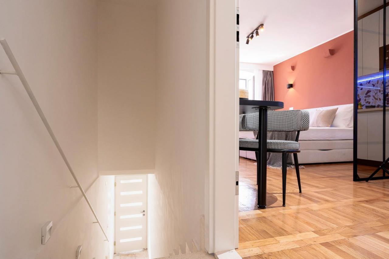 Fingerprint Central Apartment 5 Min From Center & Beach Хвар Экстерьер фото